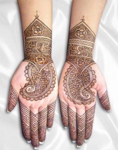 Beautiful Hand Mehndi Design For Eid