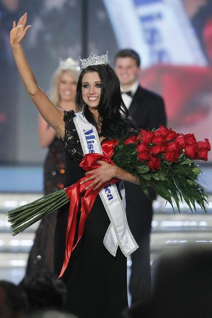 Miss Wisconsin Laura Kaeppeler